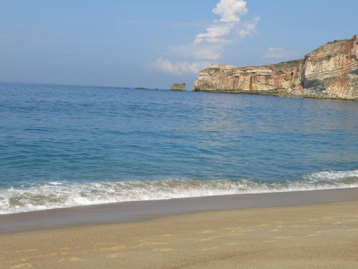 Serena Beach 3 Nazare Bagian luar foto